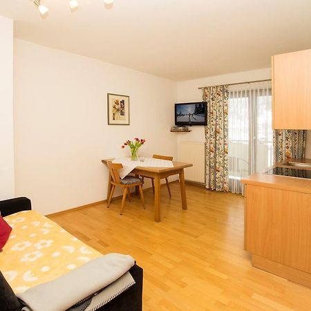Appartement Haus Gsenger à Eben Im Pongau Extérieur photo